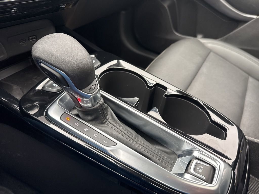 Used 2024 Chevrolet Trax ACTIV w/ Sunroof Package image 21