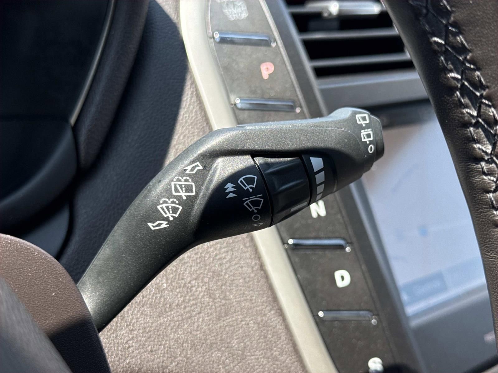 Used 2019 Lincoln MKC Select w/ Select Plus Package AWD/4WD image 17