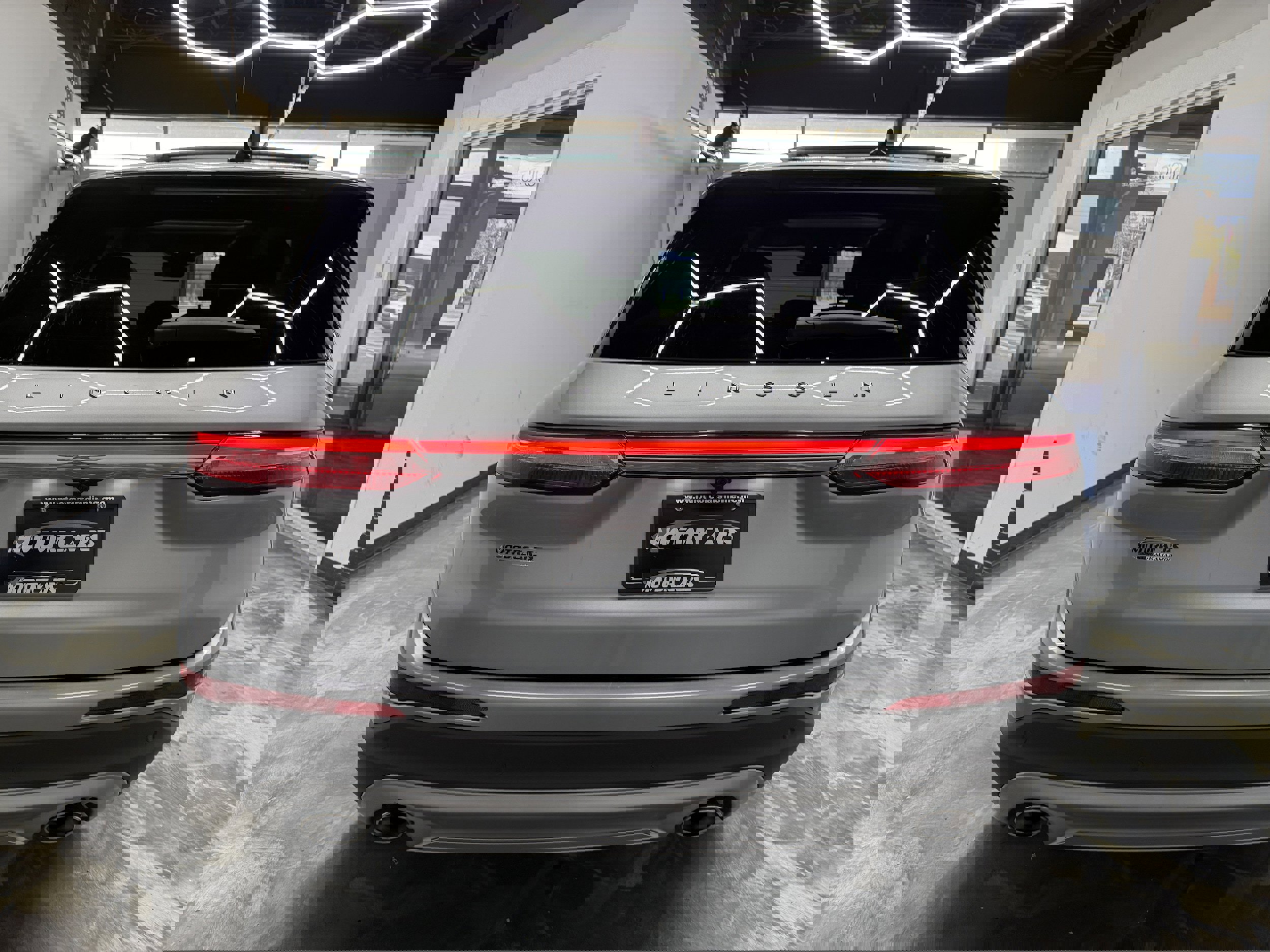 Used 2021 Lincoln Corsair Reserve w/ Elements Package image 4