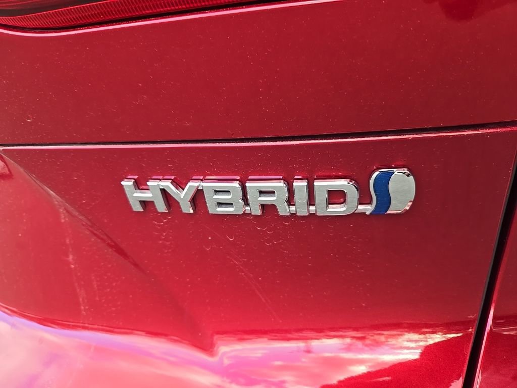 Used 2021 Toyota Venza LE image 9