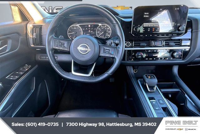 Used 2022 Nissan Pathfinder SL image 5