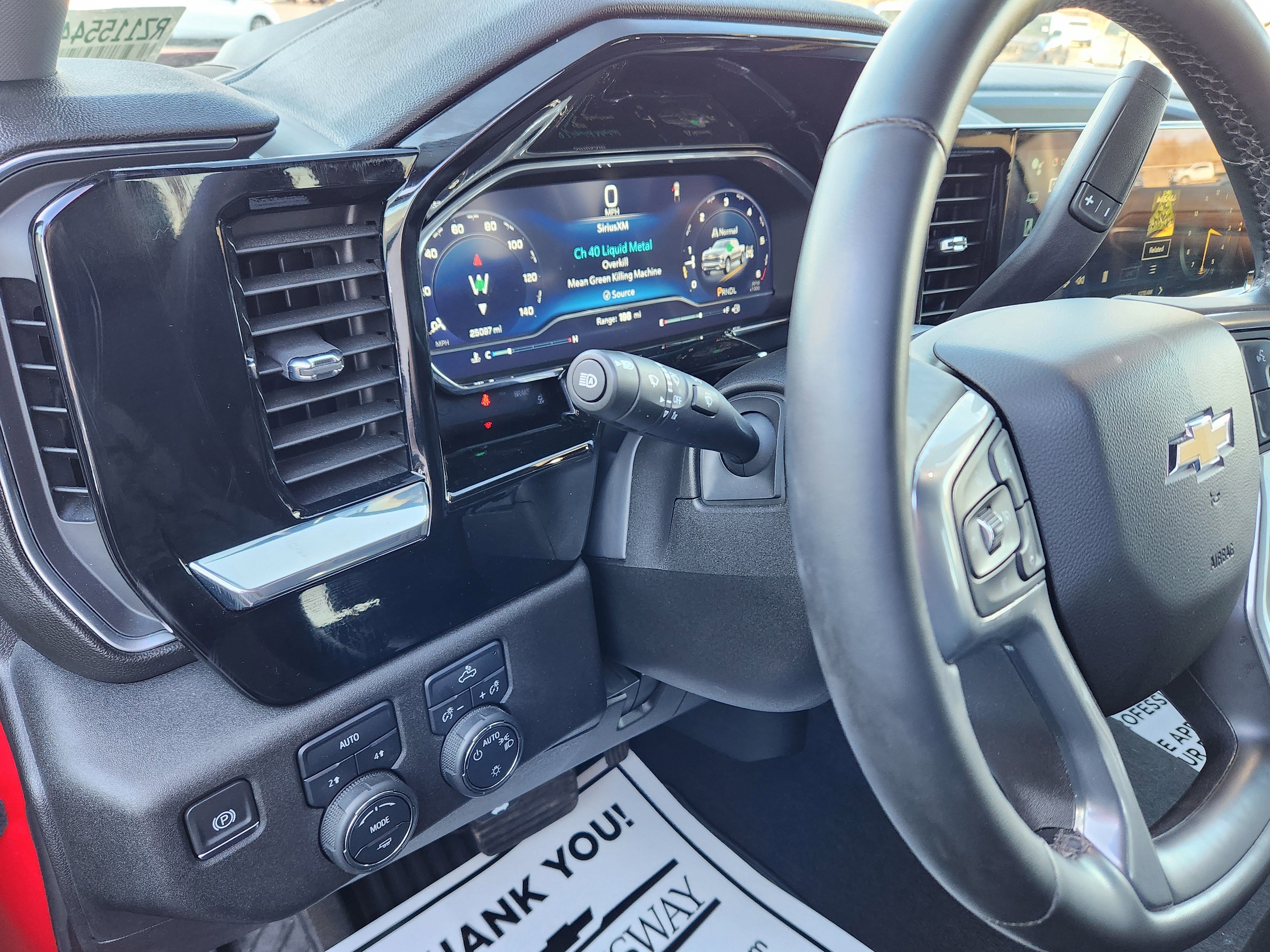 Used 2024 Chevrolet Silverado 1500 LT AWD/4WD image 23