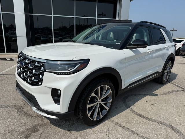 Used 2025 Ford Explorer Platinum w/ Ultimate Package image 3