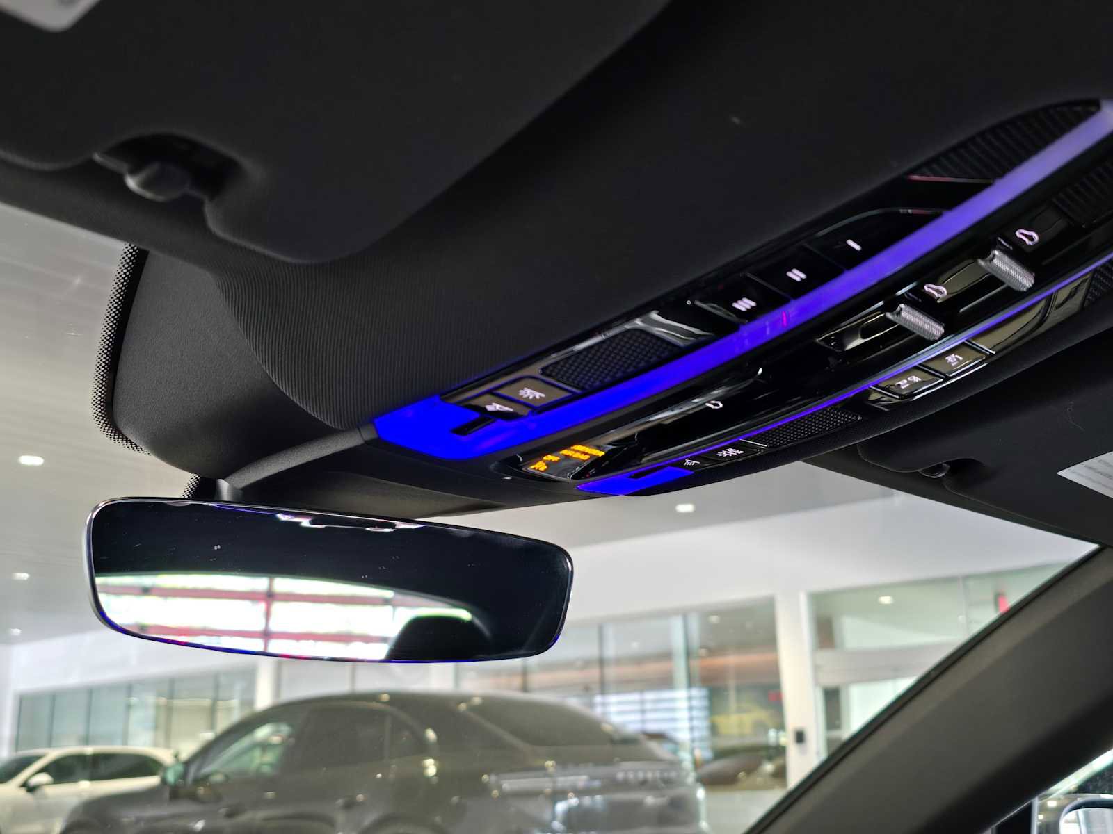 Used 2018 Porsche Panamera 4S AWD/4WD image 30