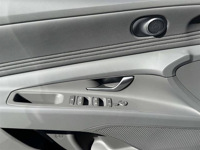 New 2026 Hyundai Elantra Sport FWD image 23