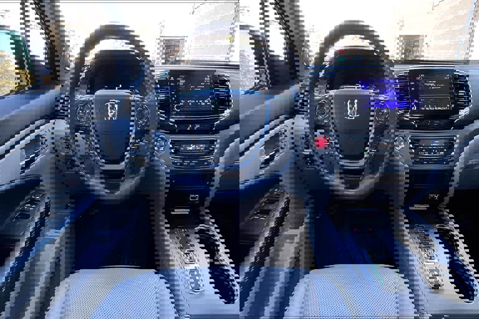 Used 2023 Honda Ridgeline RTL-E image 6