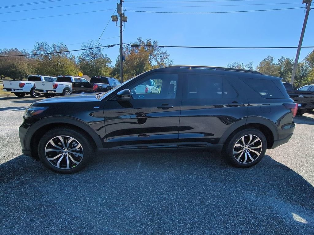 New 2026 Ford Explorer ST-Line image 7