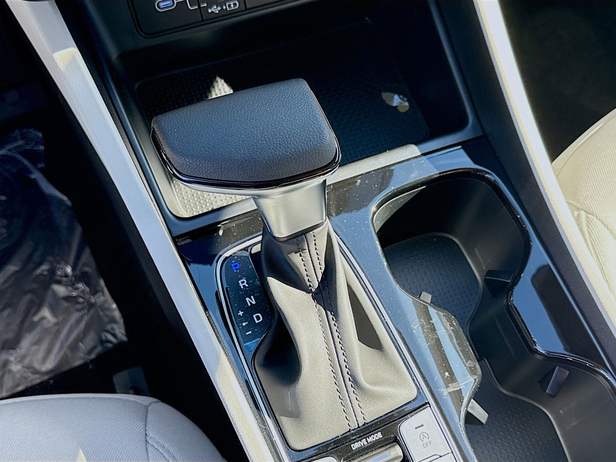 New 2026 Hyundai Tucson SE image 13