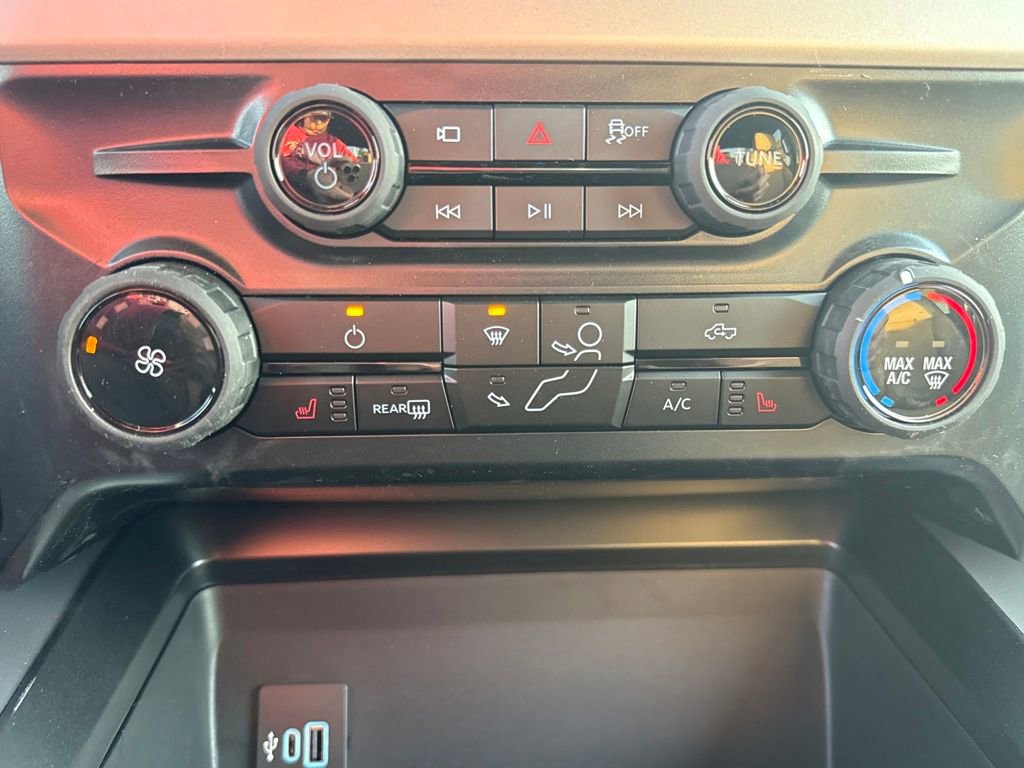 New 2026 Ford F350 XLT w/ XLT Premium Package image 30