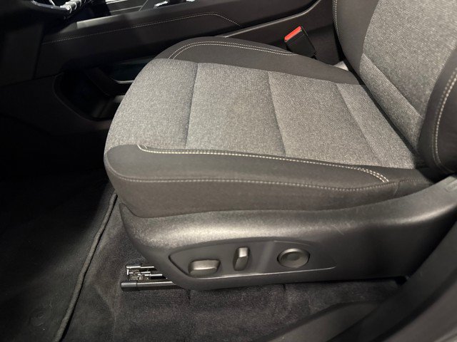 Used 2025 GMC Acadia Elevation FWD image 16