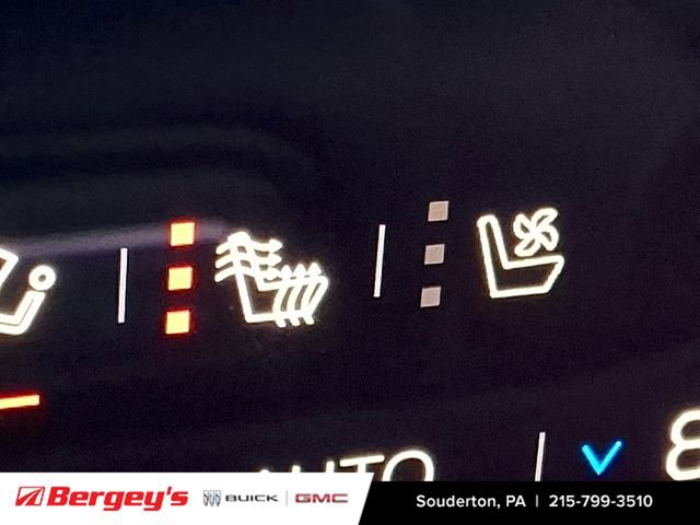 New 2026 GMC Yukon XL Denali w/ Denali Reserve Package image 20