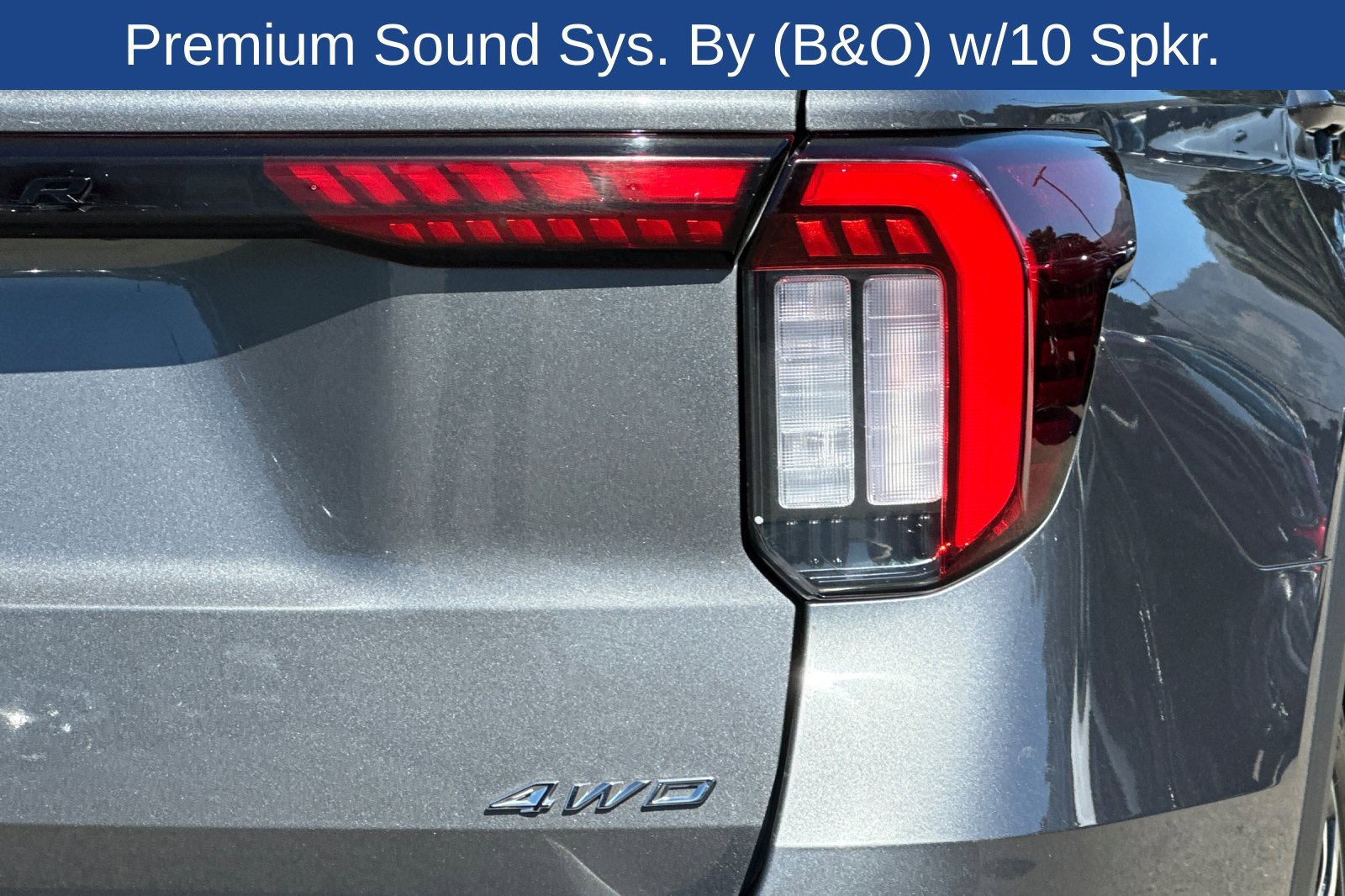 Certified 2025 Ford Explorer ST-Line AWD/4WD image 33