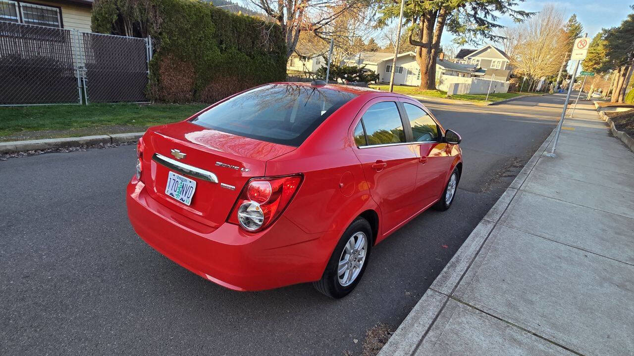 Used 2016 Chevrolet Sonic LT image 5