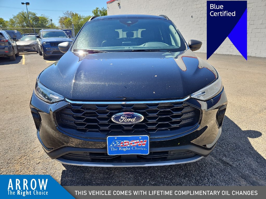 Certified 2026 Ford Escape ST-Line AWD/4WD image 3