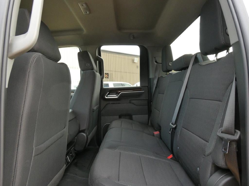 New 2026 GMC Sierra 2500 SLE w/ SLE Value Package; AWD/4WD image 14