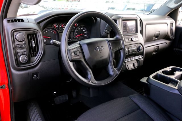 Used 2024 Chevrolet Silverado 1500 Custom Trail Boss AWD/4WD image 9