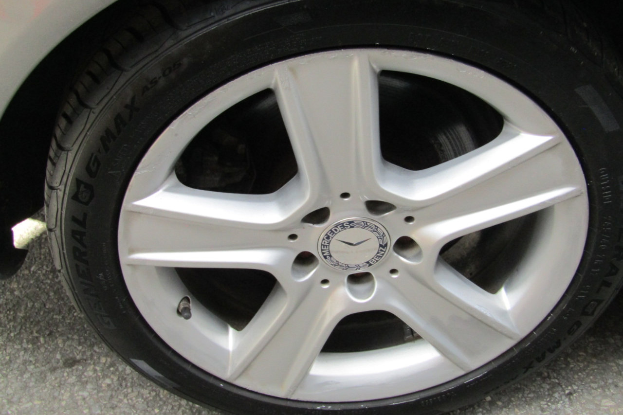 Used 2011 Mercedes-Benz C 300 4dr Sdn C 300 Sport 4MATIC image 36