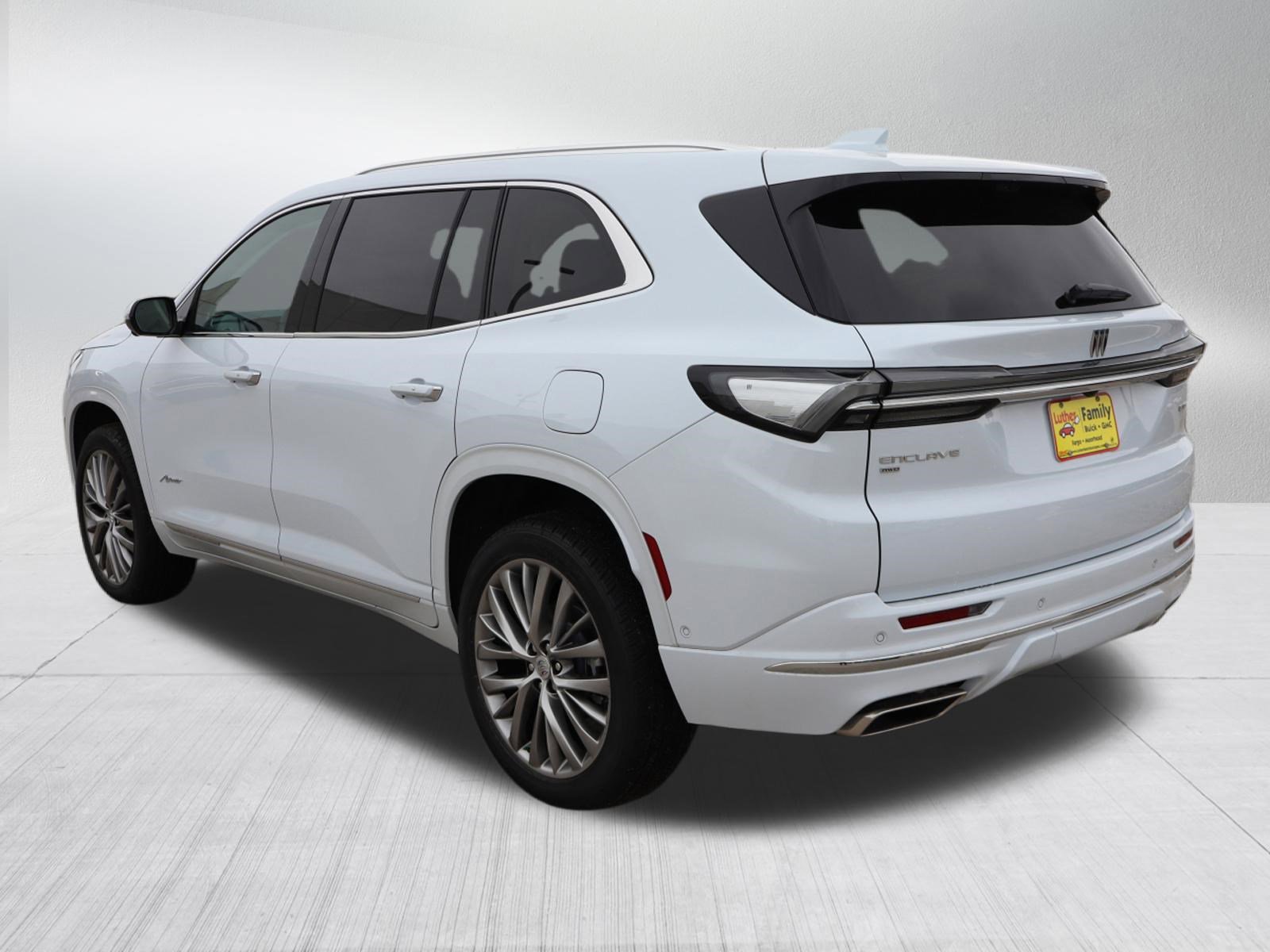 New 2026 Buick Enclave Avenir w/ Super Cruise Package AWD/4WD image 5