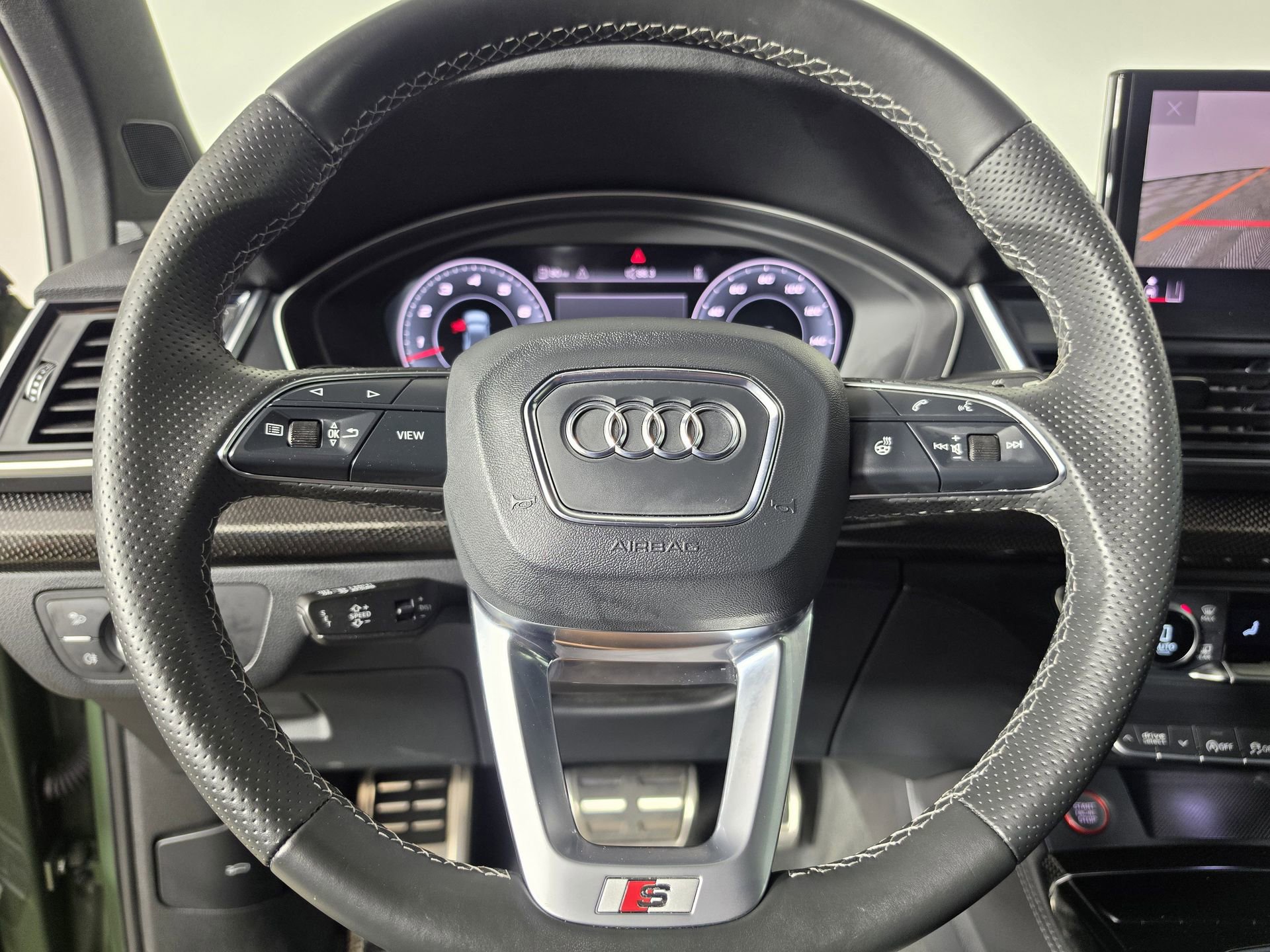 Certified 2023 Audi SQ5 Premium Plus w/ Premium Plus Package AWD/4WD image 24
