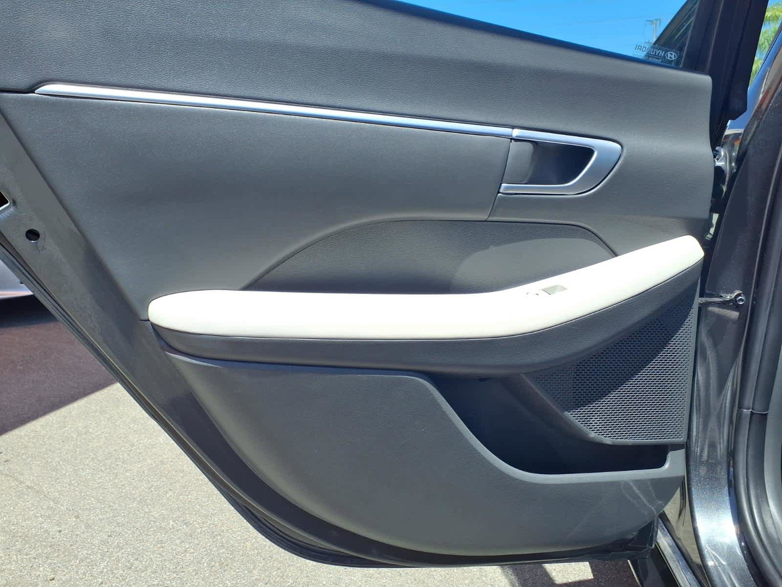 Used 2025 Hyundai Sonata SEL FWD image 19