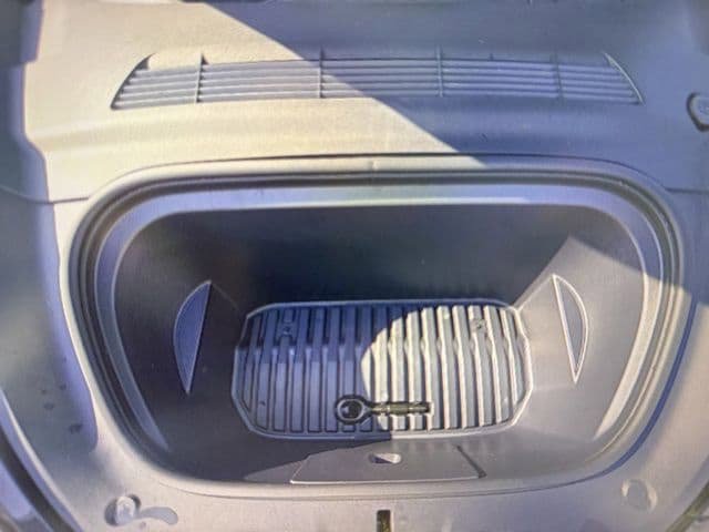 Used 2025 Tesla Model Y Long Range AWD/4WD image 6