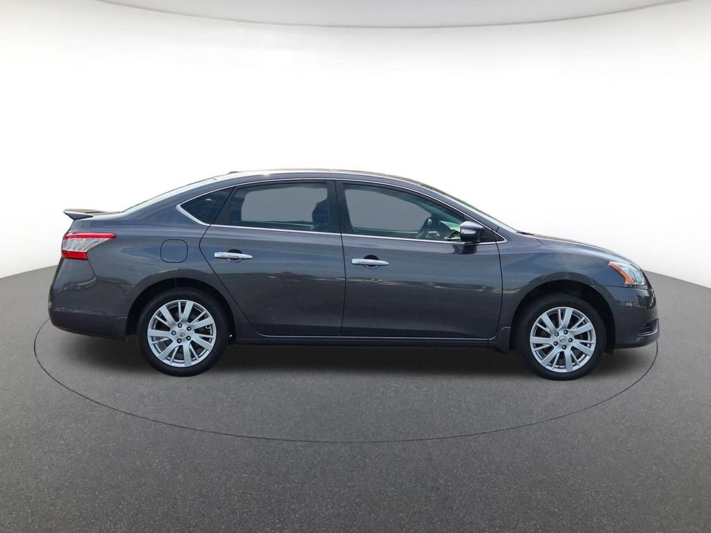 Used 2014 Nissan Sentra SL w/ Premium Package FWD image 4