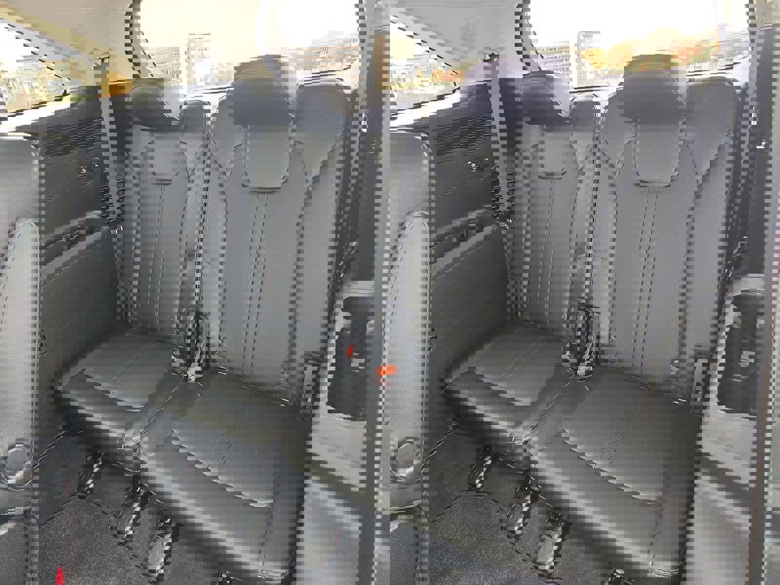 Used 2021 Kia Sorento SX image 38