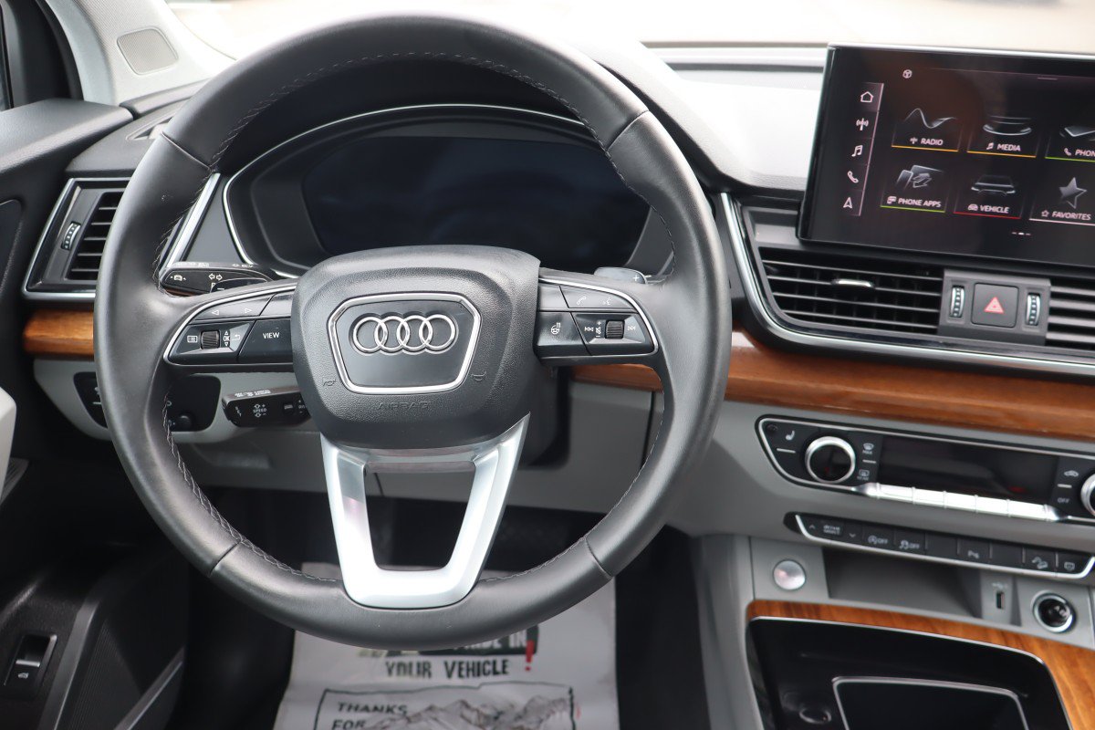 Used 2023 Audi Q5 2.0T Premium Plus AWD/4WD image 13