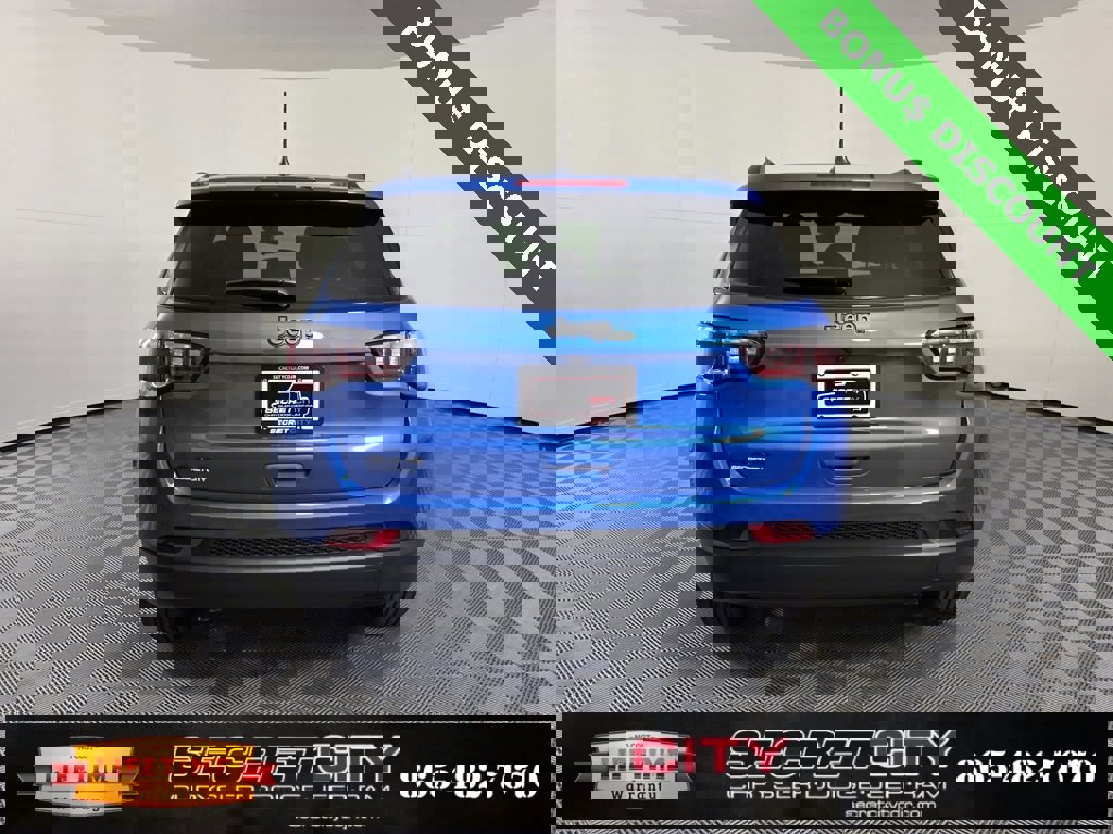 New 2026 Jeep Compass Latitude image 6