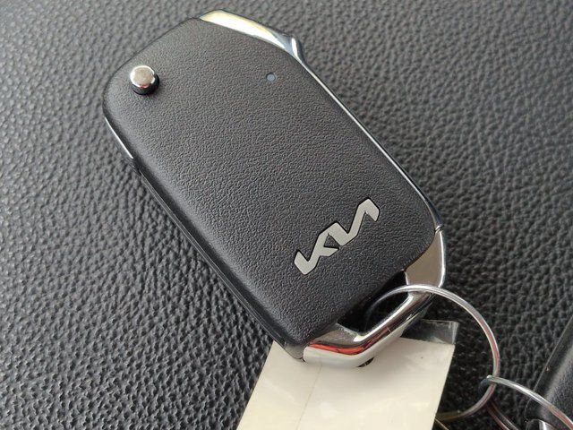 Used 2024 Kia Forte LXS FWD image 25