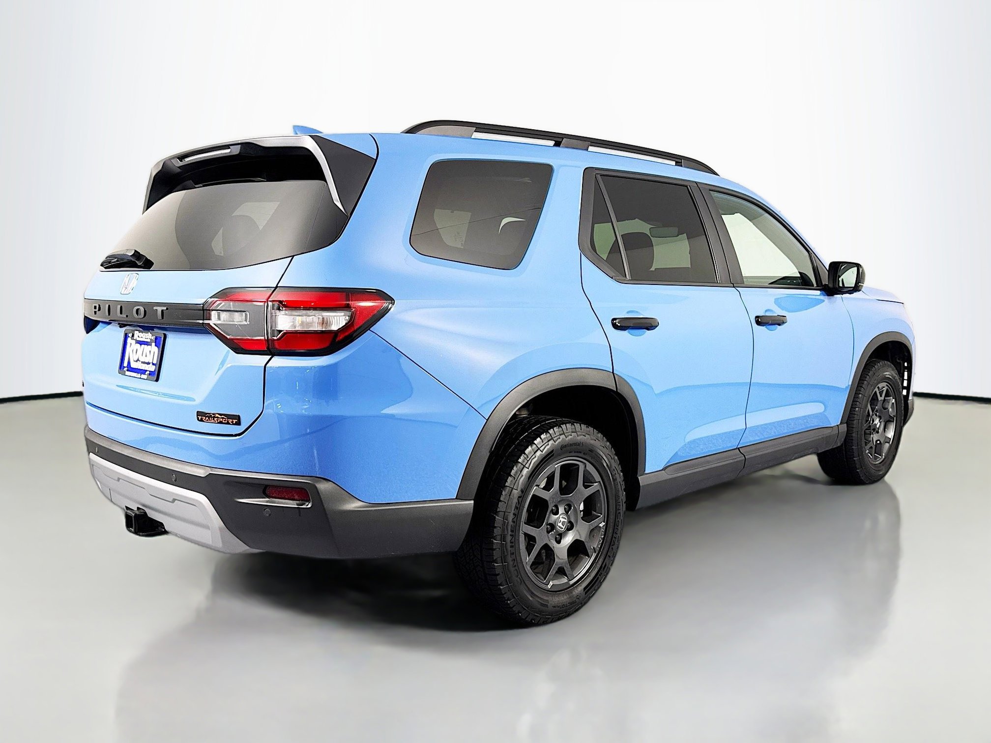 Certified 2024 Honda Pilot TrailSport image 5