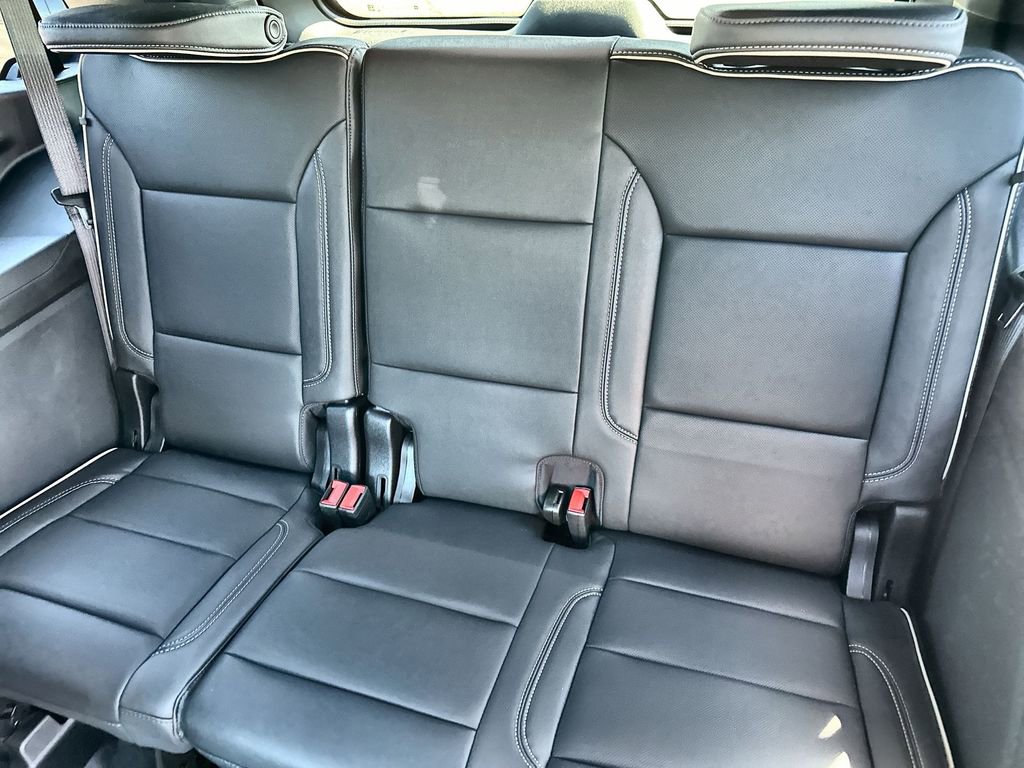 New 2026 GMC Yukon Elevation image 18