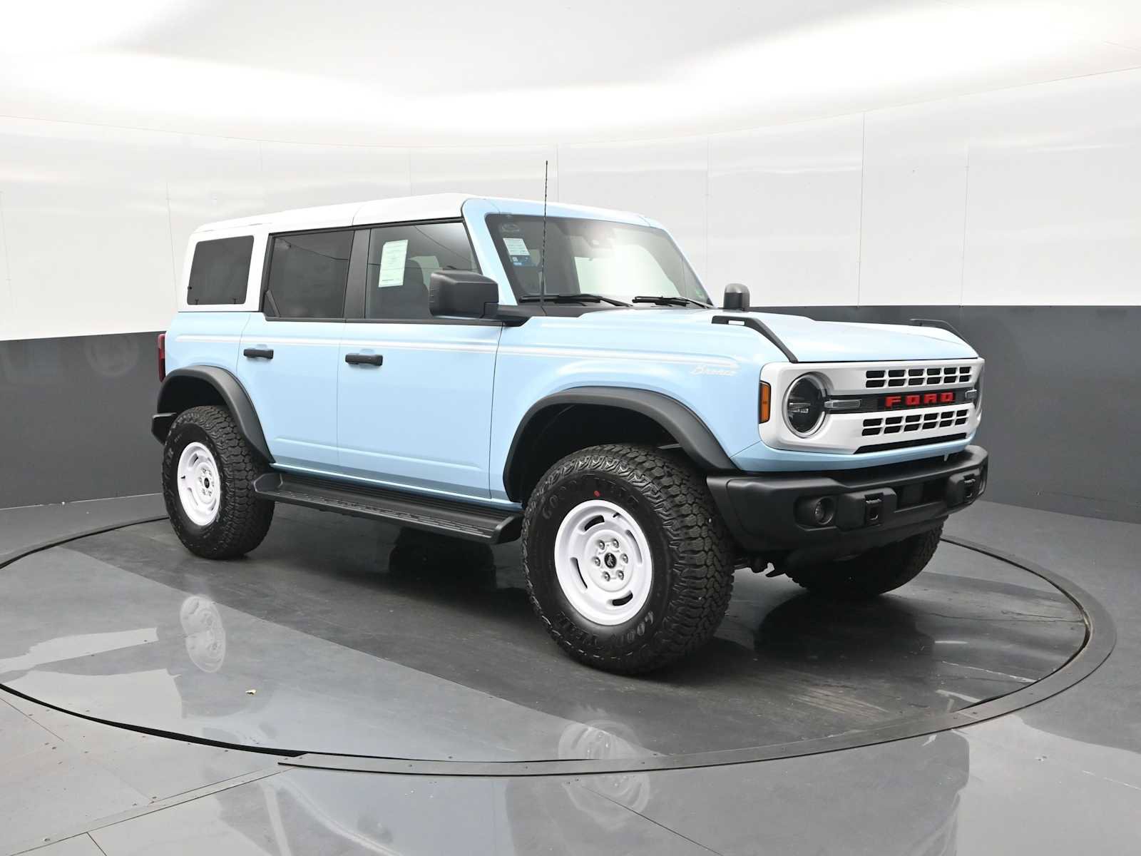 New 2025 Ford Bronco Heritage Edition
