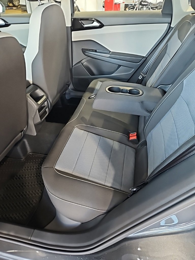 New 2026 Volkswagen Taos S image 22