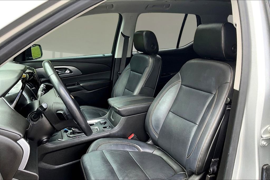 Used 2019 Chevrolet Traverse Premier w/ Redline Edition FWD image 20