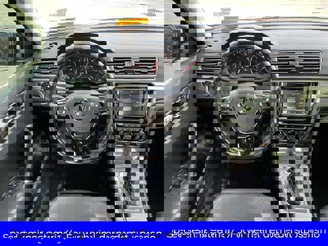 Used 2018 Volkswagen Passat 2.0T SE image 10