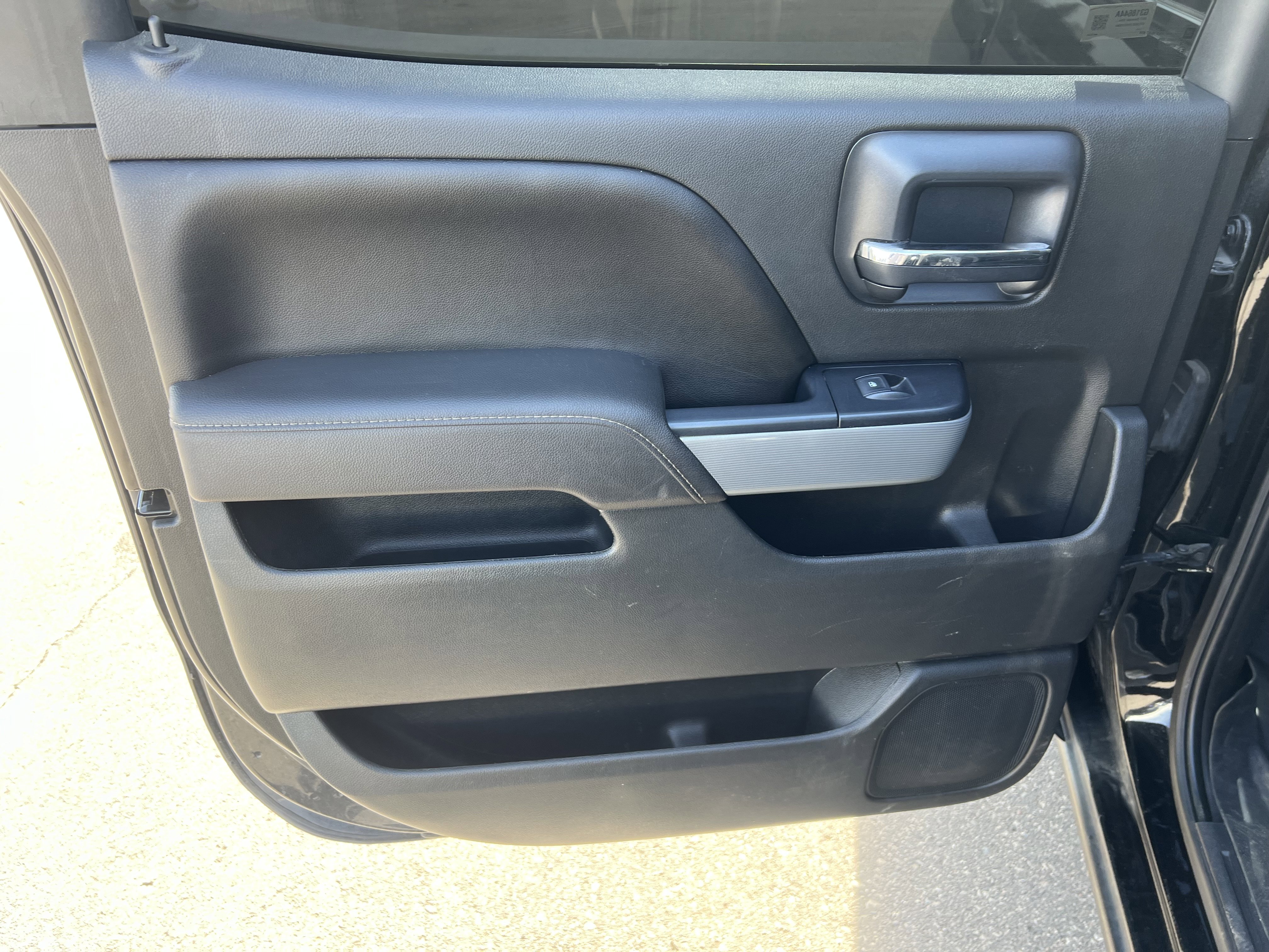 Used 2017 Chevrolet Silverado 1500 LTZ Z71 w/ LTZ Plus Package image 11