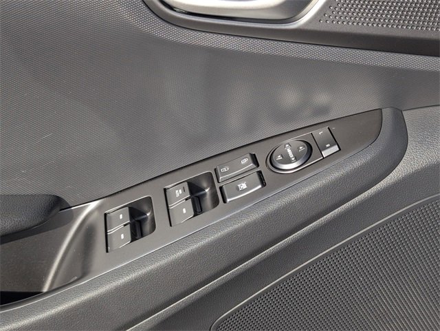 Used 2022 Hyundai Ioniq SE image 16