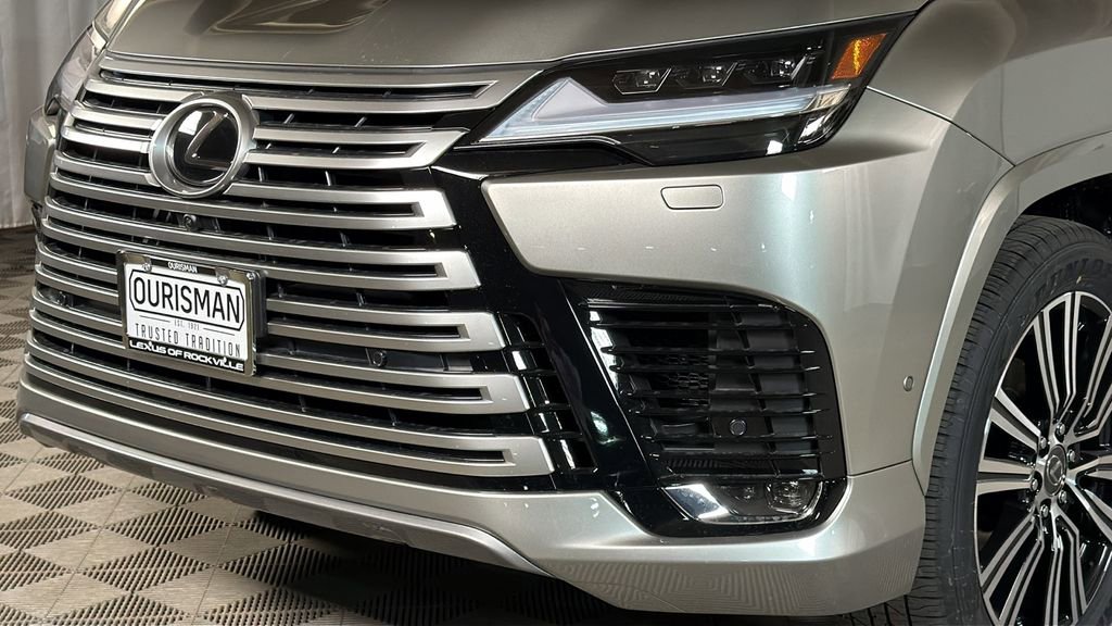 New 2026 Lexus LX 700h Luxury image 3