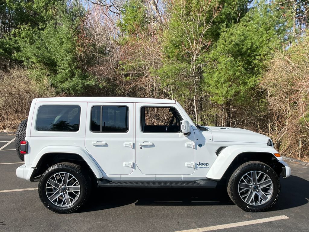 Used 2024 Jeep Wrangler High Altitude image 6