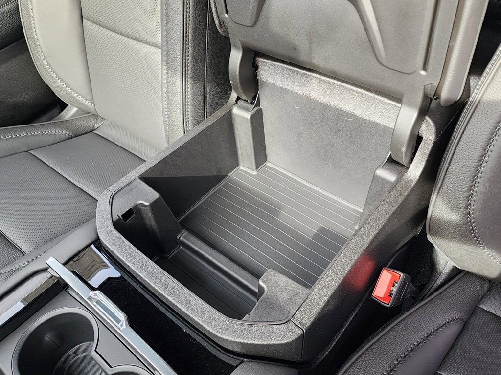 New 2026 GMC Yukon XL Denali w/ Sun & Power Step Package image 37