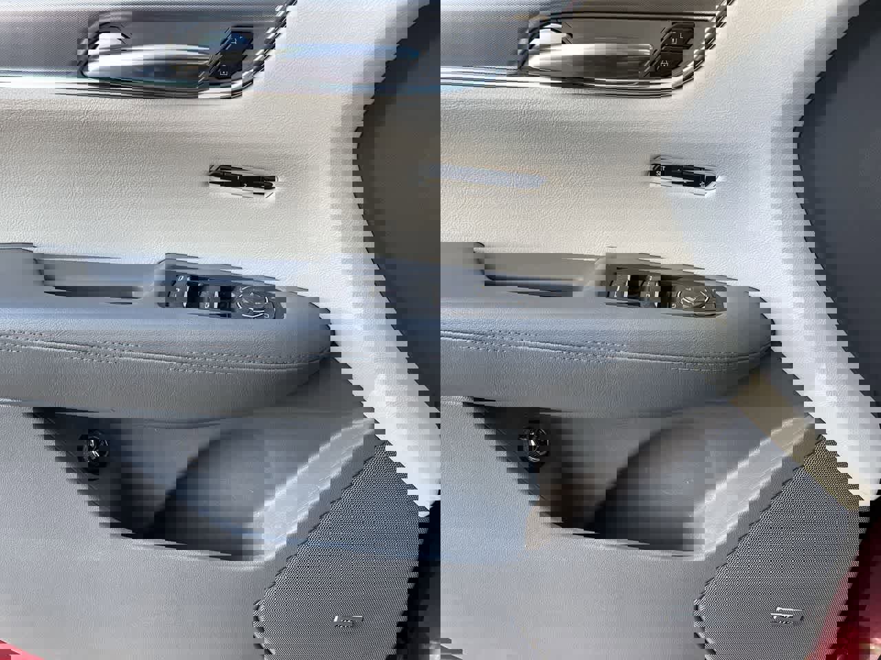 Used 2020 Cadillac XT5 Premium Luxury image 33