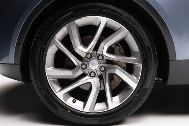 Used 2018 Land Rover Discovery HSE Luxury AWD/4WD image 5