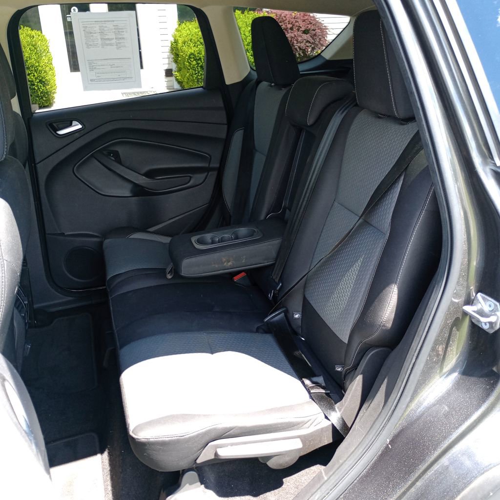 Used 2017 Ford Escape SE AWD/4WD image 17