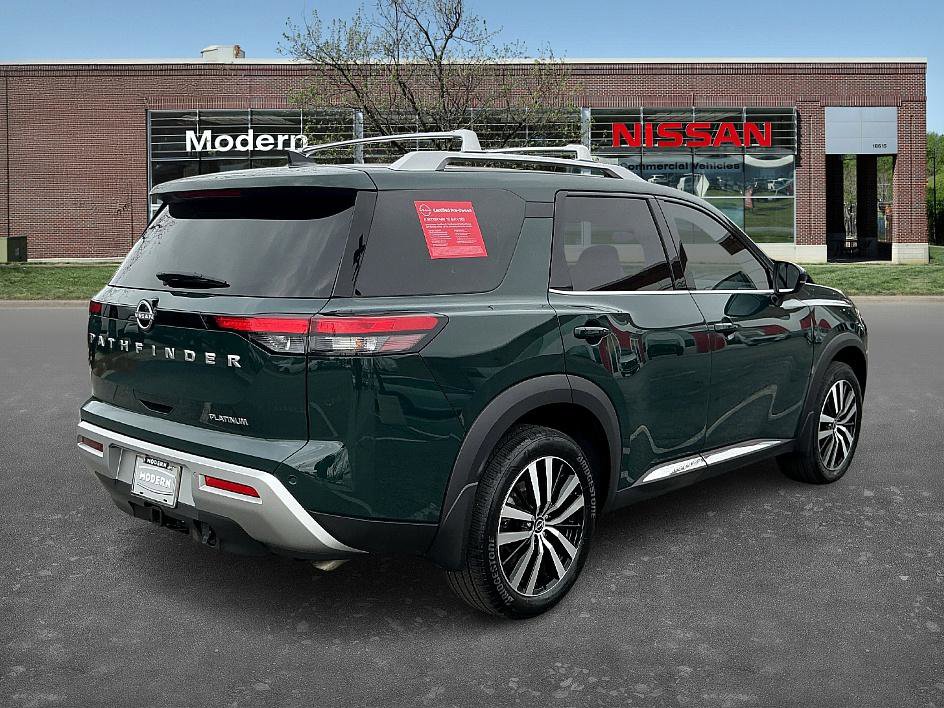 Certified 2024 Nissan Pathfinder Platinum w/ Cargo Package image 4