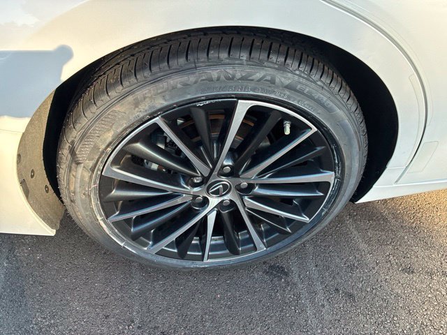 Used 2024 Lexus ES 350 w/ Premium Package FWD image 10