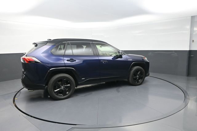 Certified 2019 Toyota RAV4 XSE w/ XSE Weather Package AWD/4WD image 31
