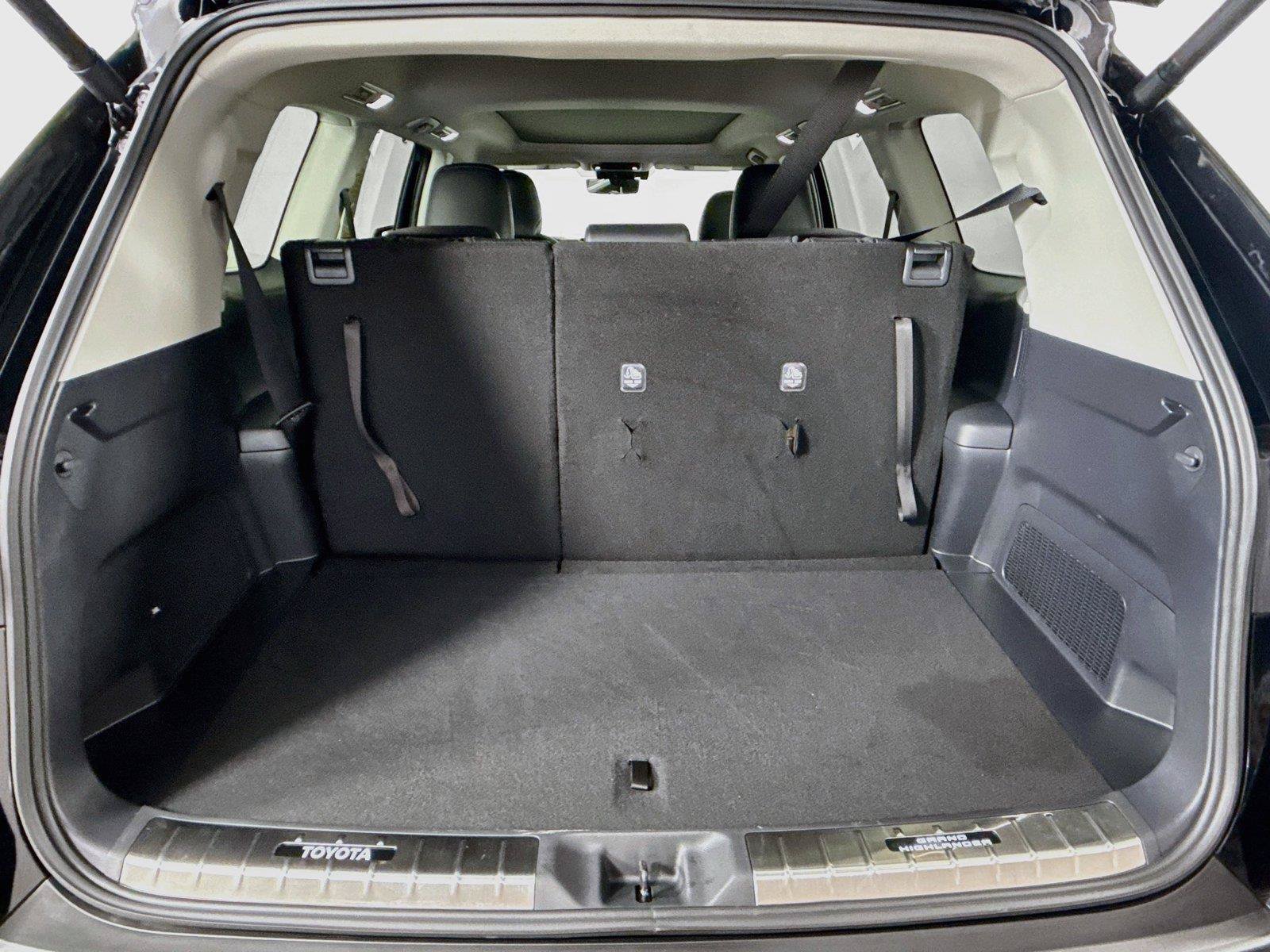 Certified 2026 Toyota Grand Highlander AWD image 39