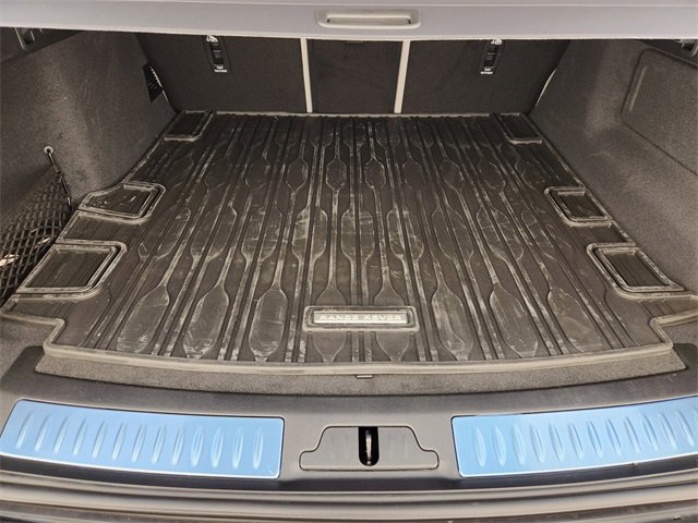 New 2026 Land Rover Range Rover Velar S image 22