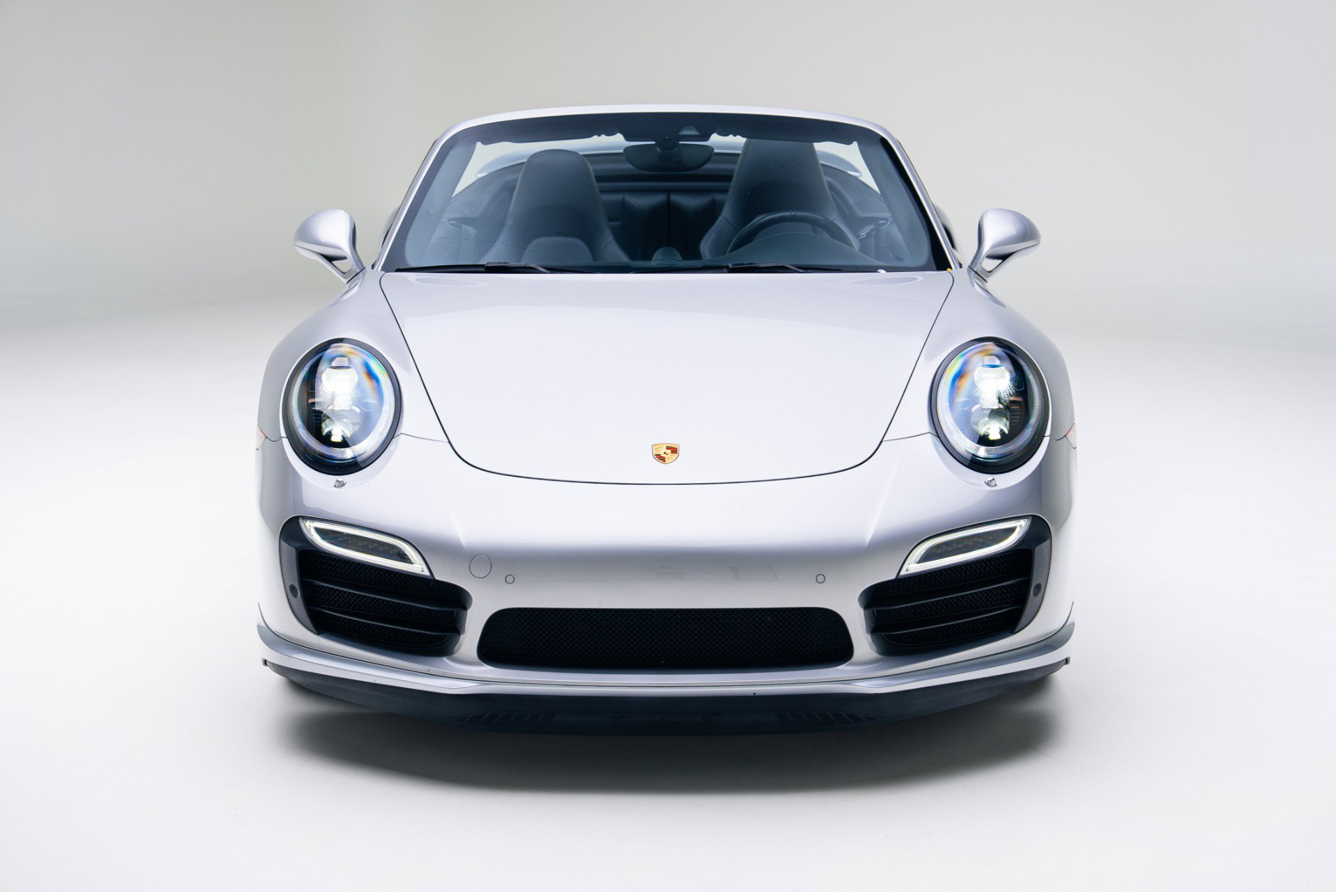 Used 2016 Porsche 911 Turbo S image 10